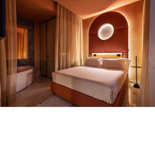 Enterprise Hotel Design & Boutique