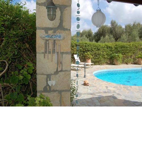 Enticing Villa in Loutra with Private Pool Garden near Beach
