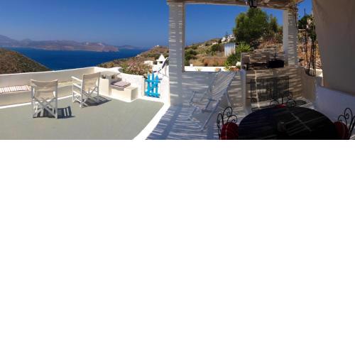 Entre Ciel et Mer Tripiti Milos Grèce