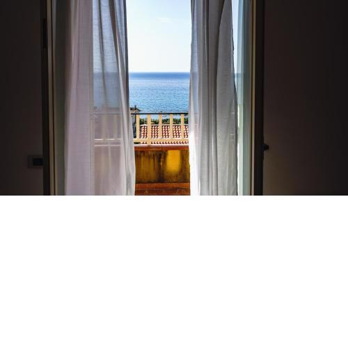 Eolie View Apartment
