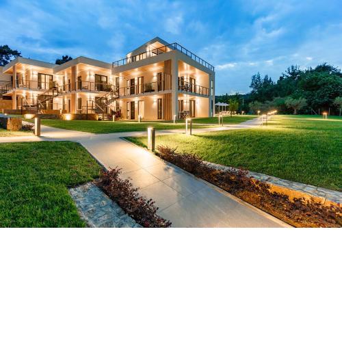 EOS Luxury Suites