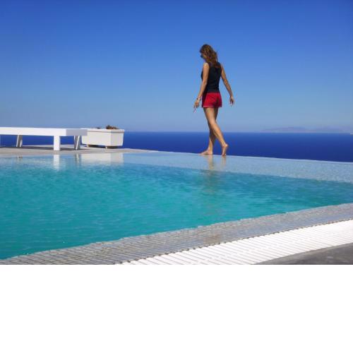 Eos Villa