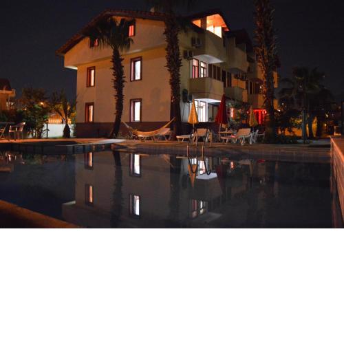 Erasmus Apart Hotel