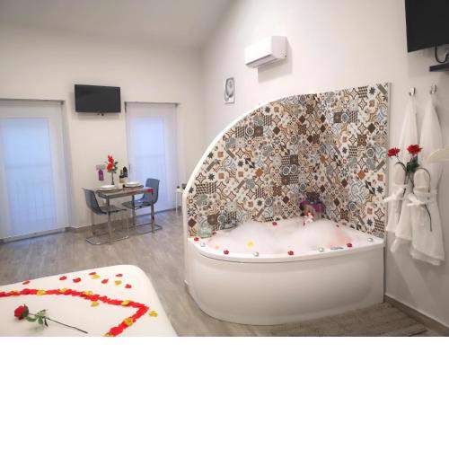 ERES EMÉRITA "Apartamentos & Suites"