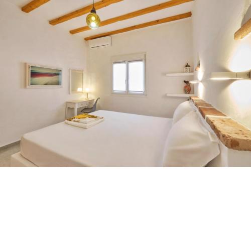 Eressian Lodgings Apartments, Skala Eresos Beach