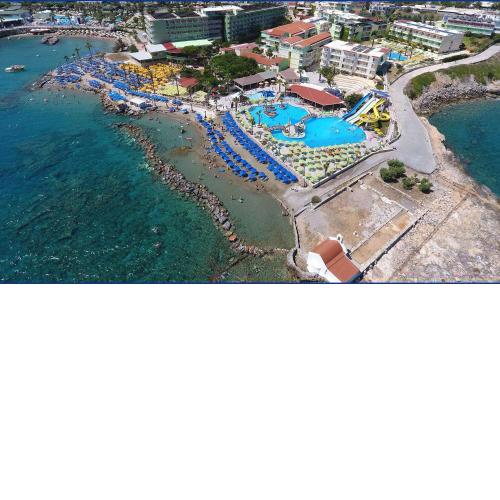 Eri Beach & Village Hotel
