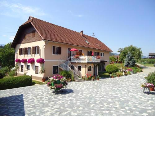 Erlebnisbauernhof Tschom