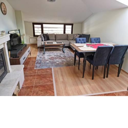 Ernik Pamporovo Apartment