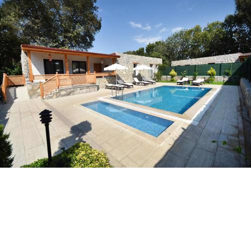 Eroğlu Villas