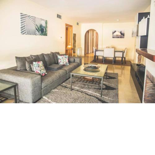 Espacioso apartamento en Guadalmina - Marbella