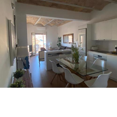 Espectacular Tarragona Corsini Apartment-2, en el centro, con parking