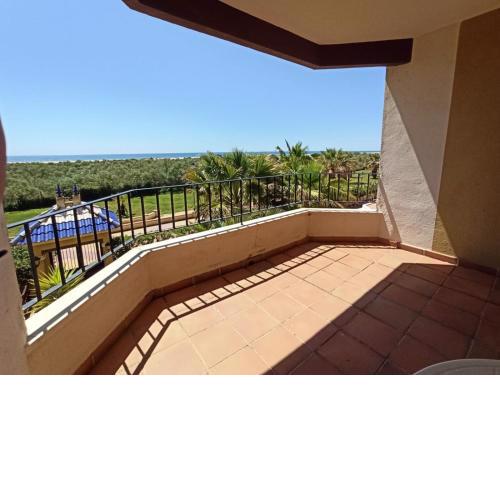 Espectaculares vistas frontales al mar. apartamento dos dormitorios