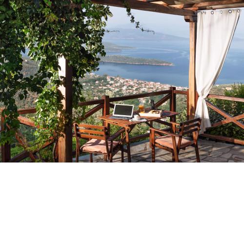 Esperos Suites & Villas