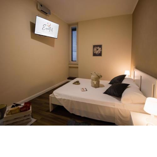 Essential Rooms