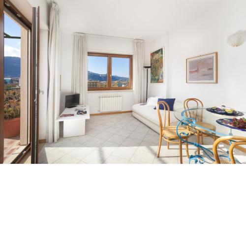 Estate4home- Casa Miramare