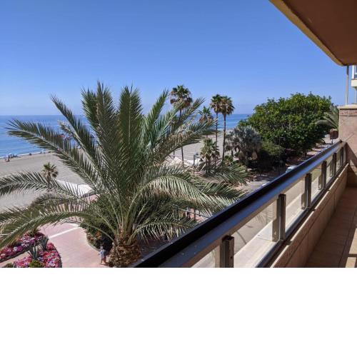 Estepona, apartamento en primera linea de playa