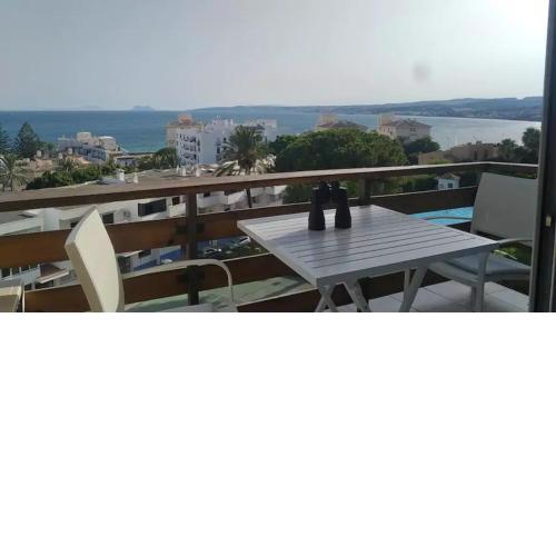 Estepona, nowoczesne mieszkanie z pięknym widokiem