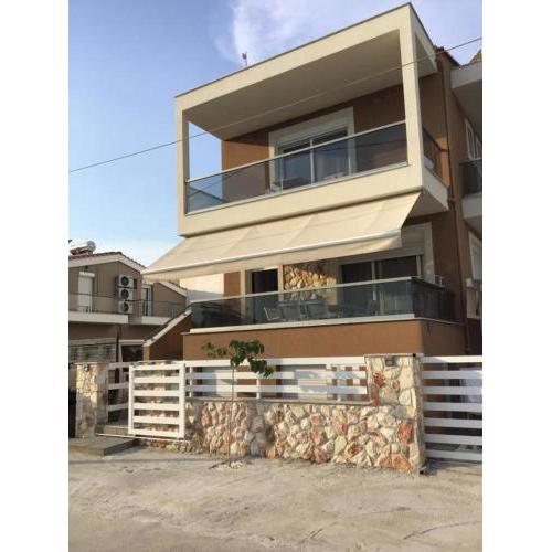 Estia House M
