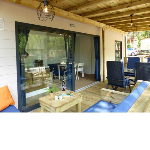 Estivo Premium mobile homes on Camping Ca Savio