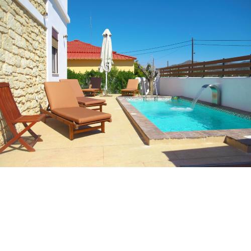 Estrella ( modern new building pool house)