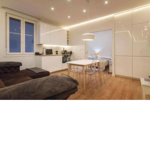 Estrena Glamour y Guggenheim by the urban hosts