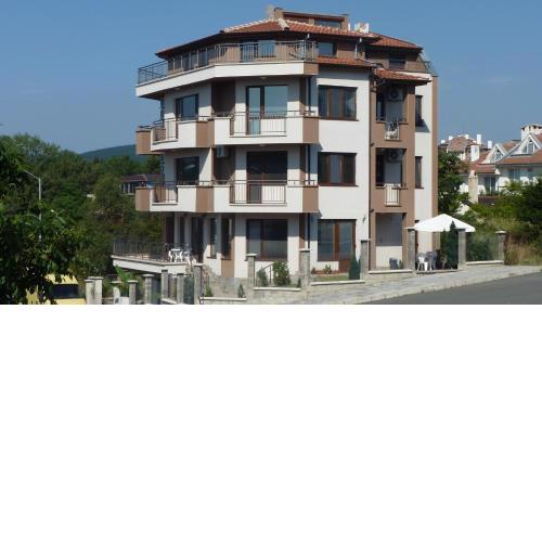 Estreya