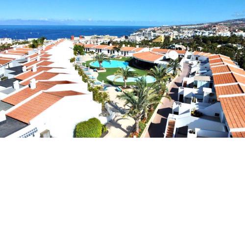 Estudio bien comunicado con Wifi y terraza em Tenerife Sur