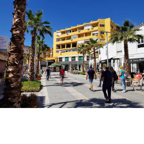 Estudio central en zona petonal y cerca a la playa