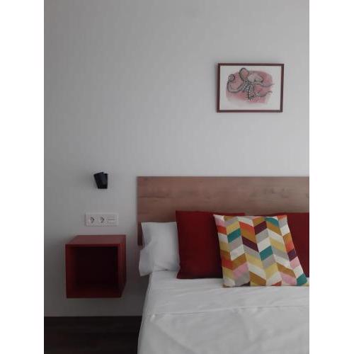 Estudio cerca de la playa y frente al metro