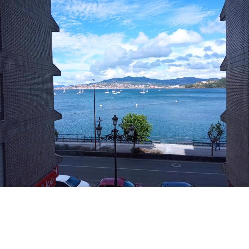 Estudio con vistas al mar en Baiona