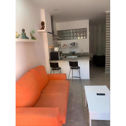 Estudio en Puerto Sherry con Aire acondicionado