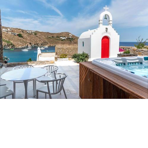Etesians Luxury Suites
