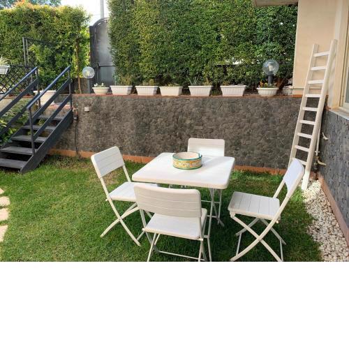Etna Apartment Titani