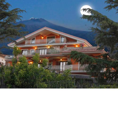 Etna Royal View