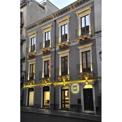 ETNEA 454 Catania Luxury Rooms
