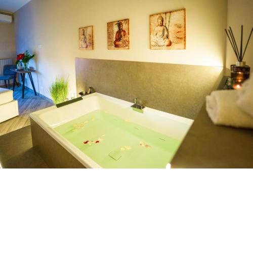 Etnic Suite