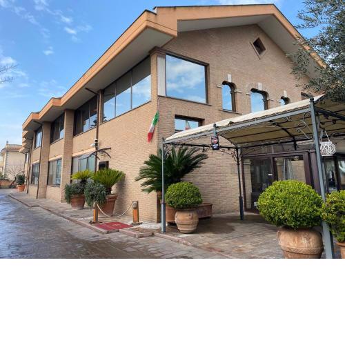 Euro House Inn Airport