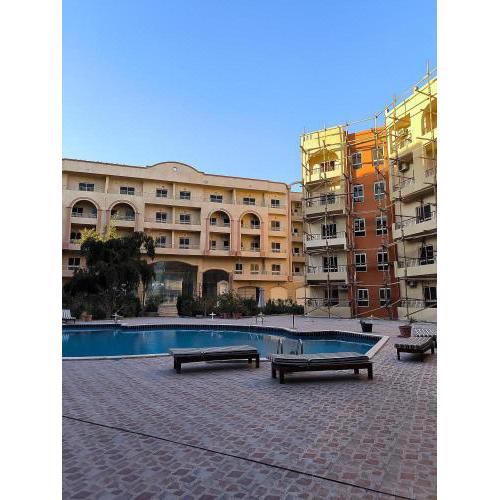 European standard flat in center in Hurgada