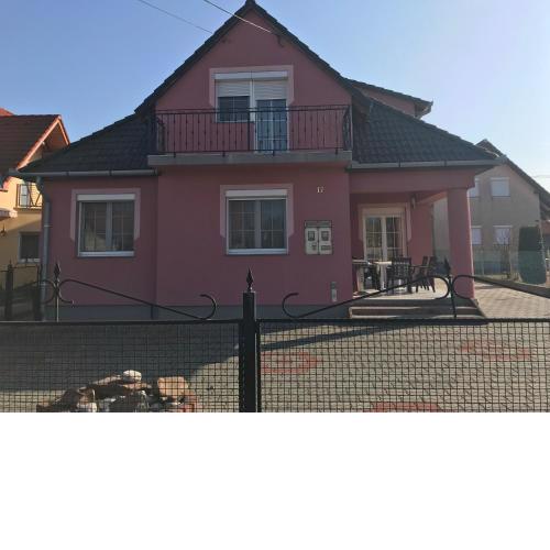 Éva apartmanház