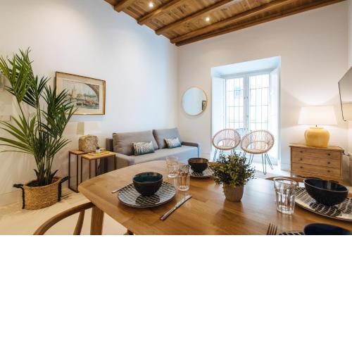 Eva Recommends Castellar Pool & Terrace