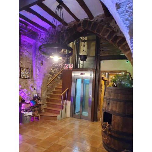 EVA & TRAVEL - Baronia - L'Escoleta 6