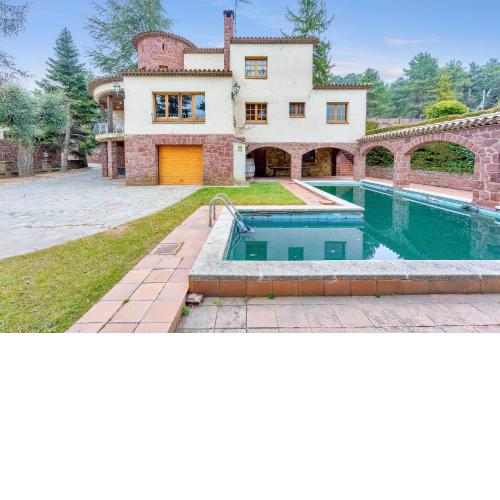 EVA & TRAVEL Villa Avellaners