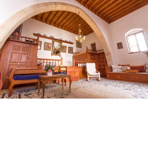 Evangelia's Traditional Villa Lindos