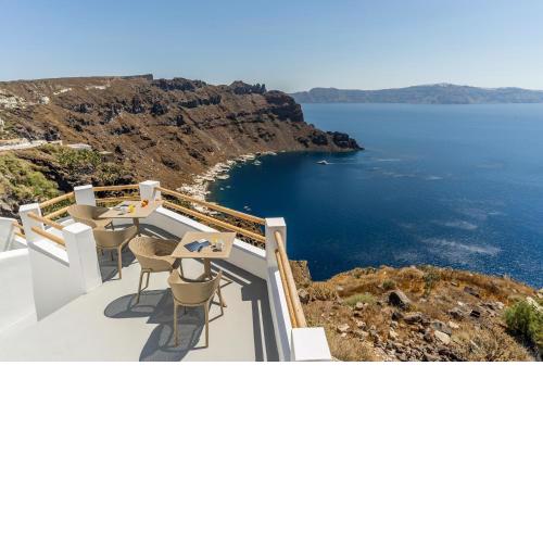 Evanthia Best View Thirassia Island Hotel