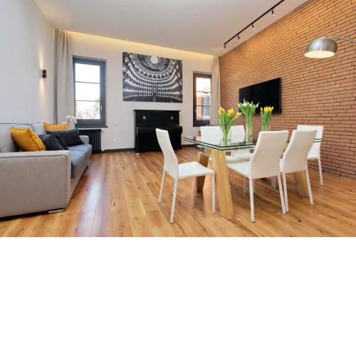 Eve Monti Penthouse