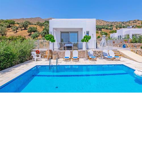 Evgoro Luxury Suites