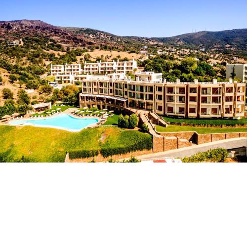 Evia Hotel & Suites