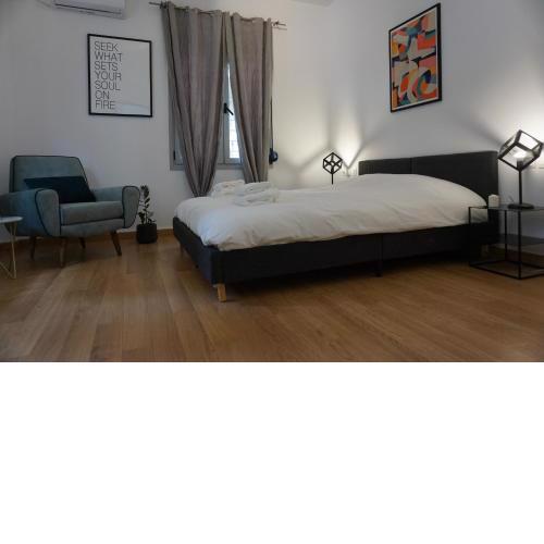 Exarcheia House