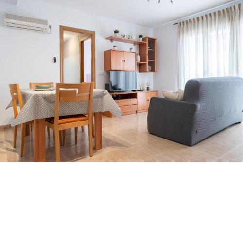 Excelente apartamento en 2ª línea de playa. WIFI!