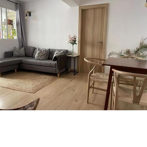 Excellent location! 3 bedroom refurbished apartment in the center of Marbella Town.